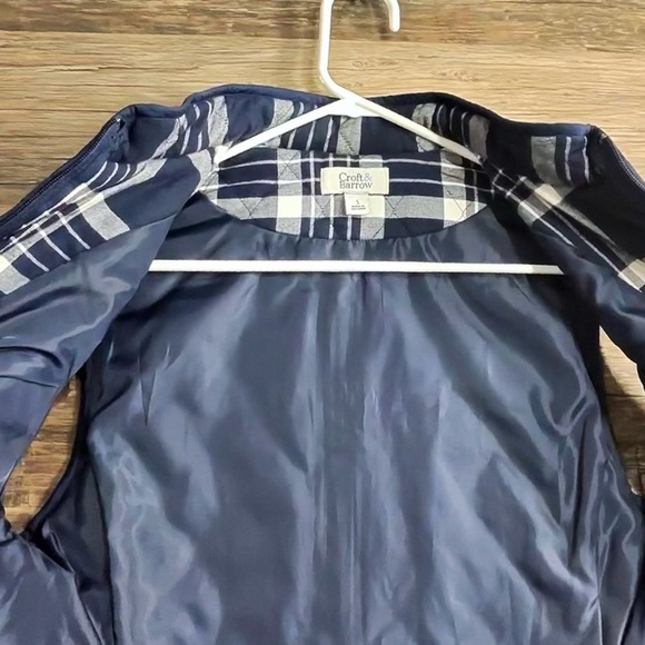 Croft & Barrow Blue and White Flannel Mandarin Collar Vest - Picture 4 of 6